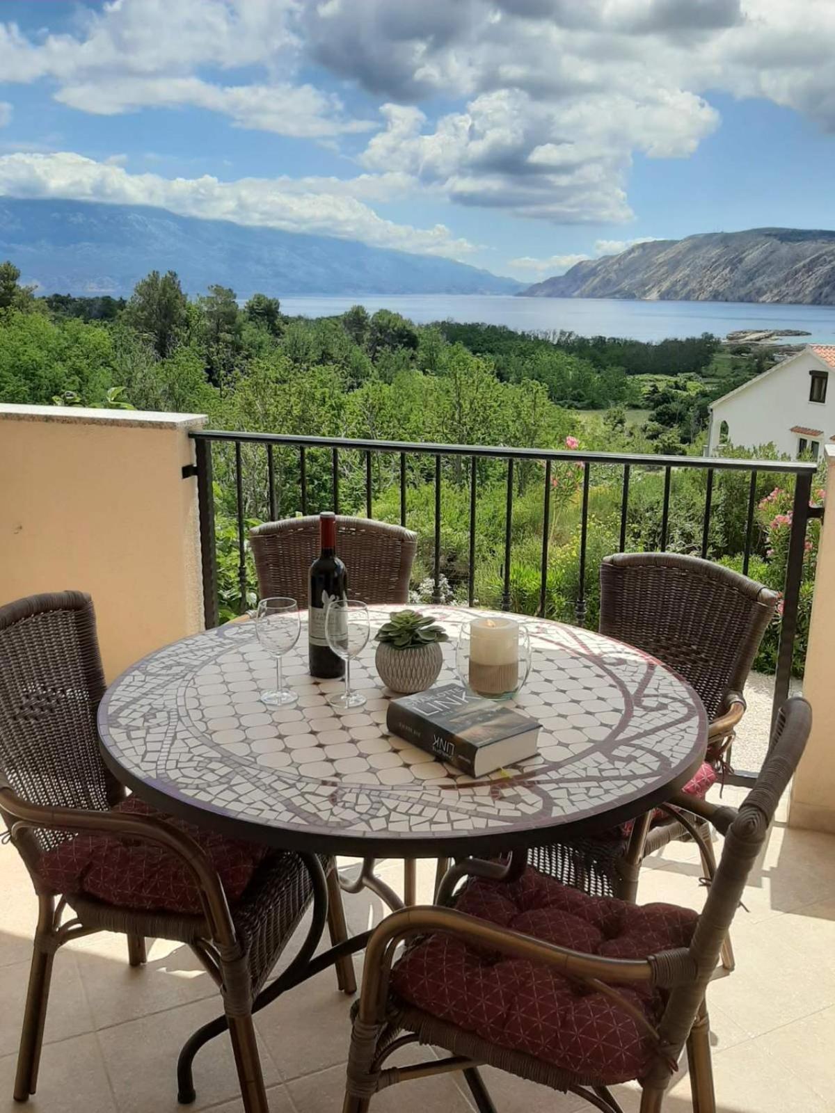 Haus Mit Meerblick Lopar Bagian luar foto
